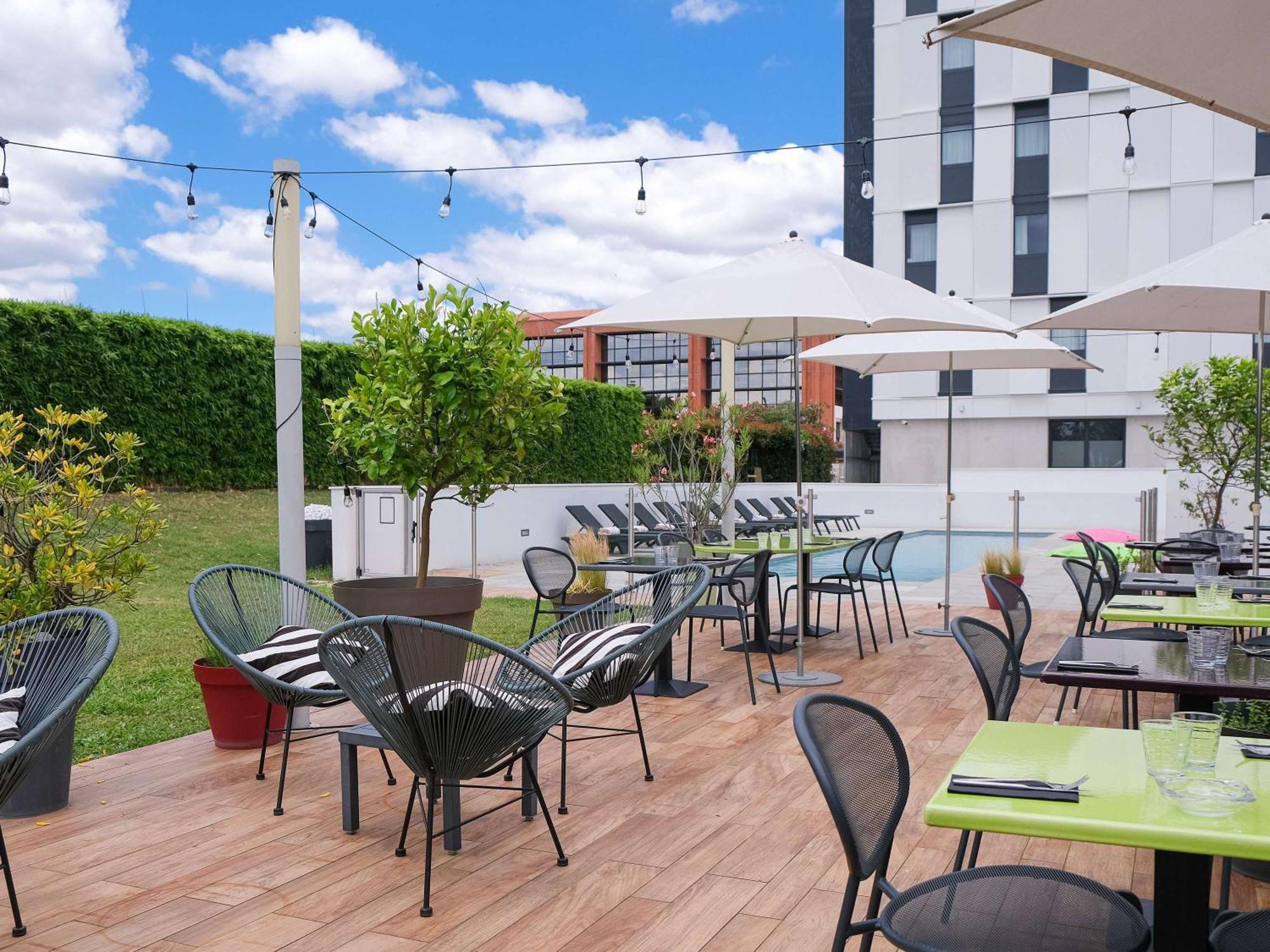 Ibis Budget Toulouse Labege Bagian luar foto